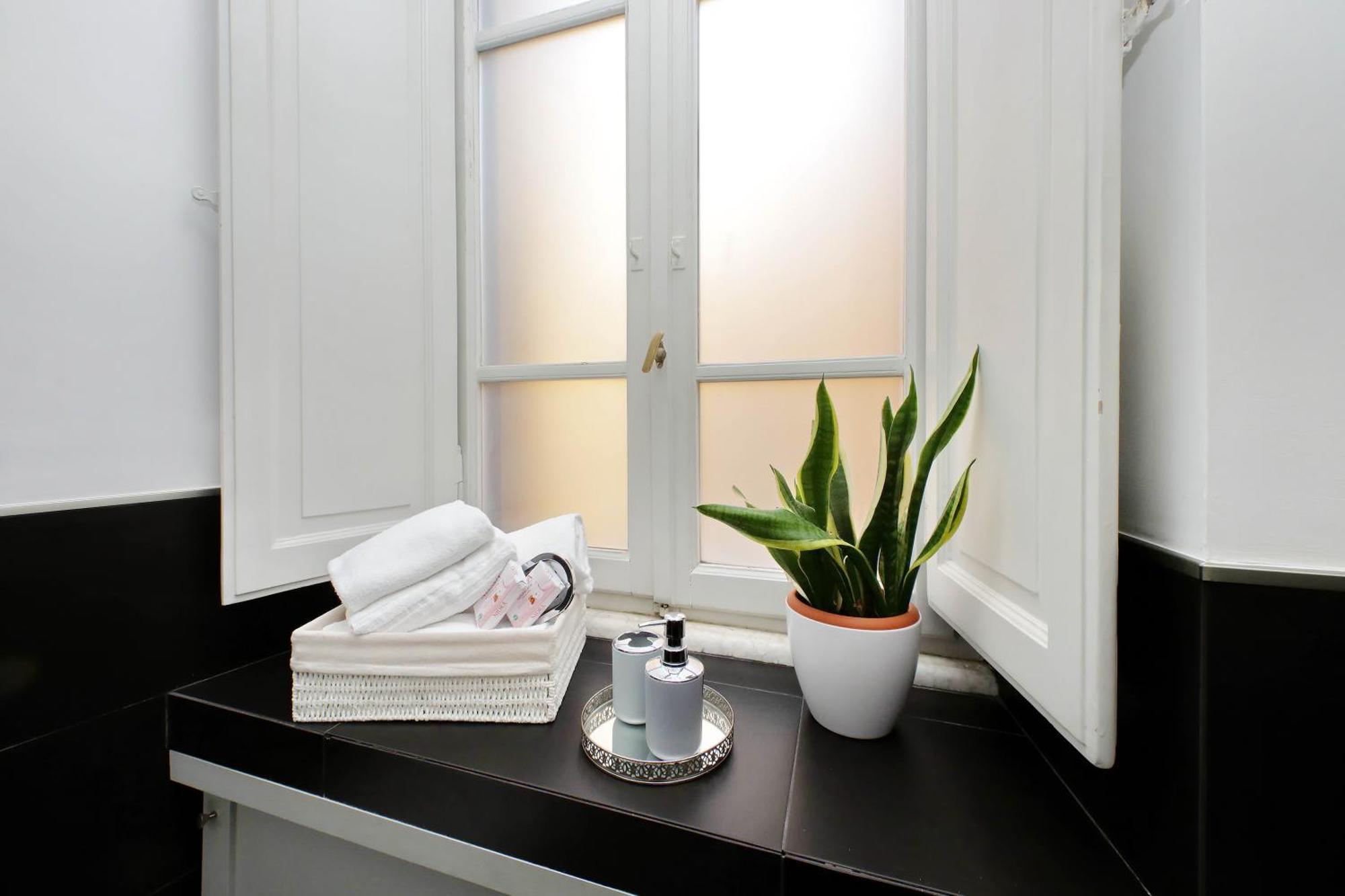 Luxury Apartment Vaticano-S'Peter Basilica - Netflix Wifi - Aircond Rome Buitenkant foto