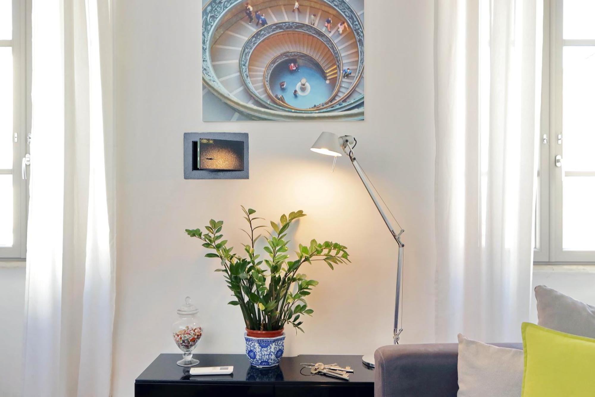 Luxury Apartment Vaticano-S'Peter Basilica - Netflix Wifi - Aircond Rome Buitenkant foto